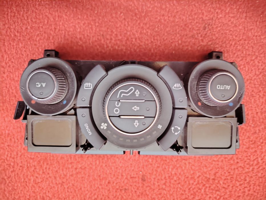 Управление климатроник за Пежо 308 / Peugeot 308