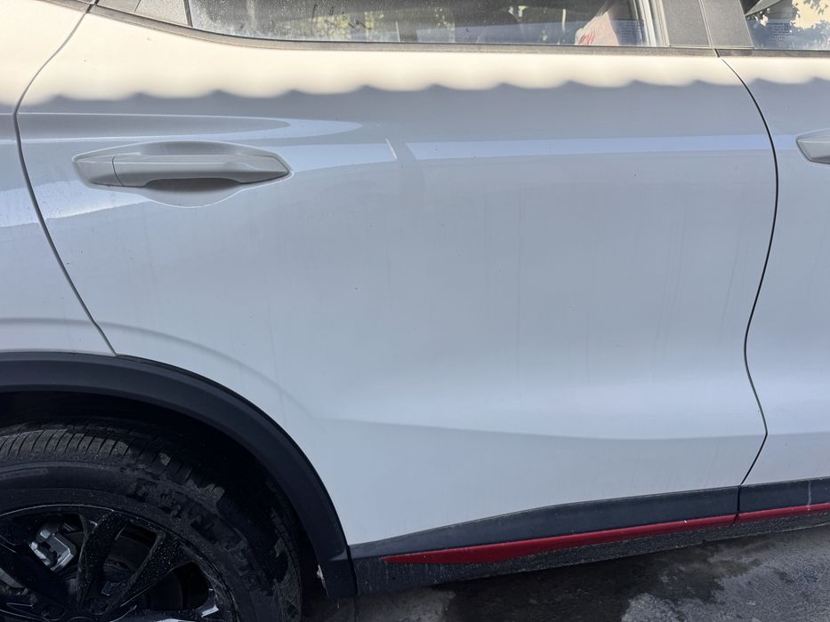 Задние двери,на Changan x5 plus