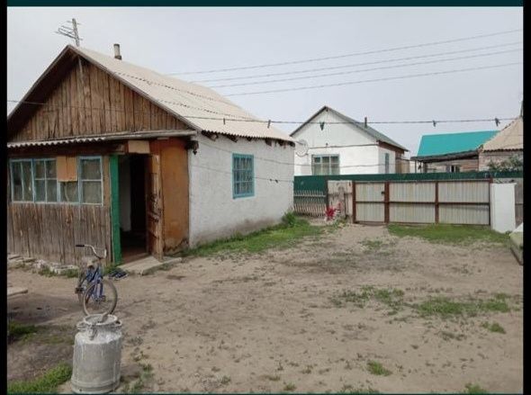 Продам  Зимний 2х комн дача (Бобровка )