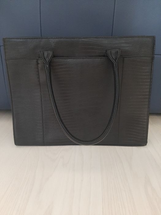 Geanta noua încăpătoare