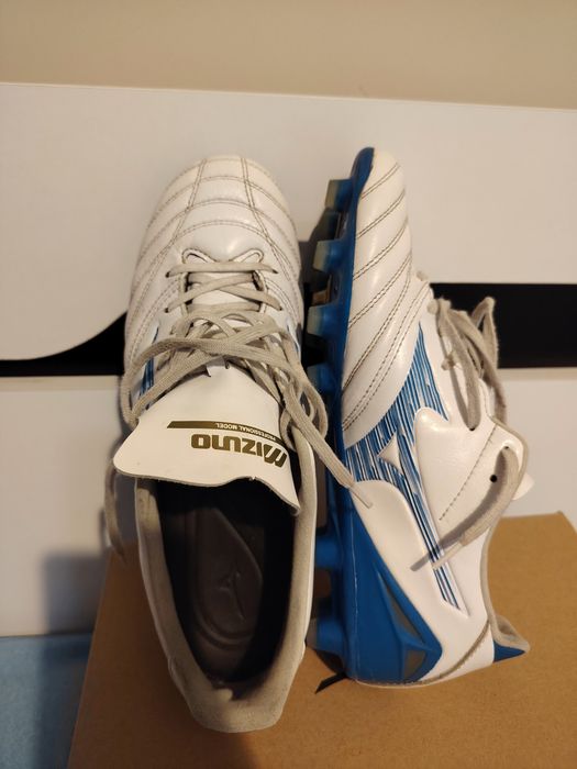 Mizuno Morelia Neo