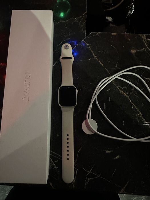 Apple watch 8 series