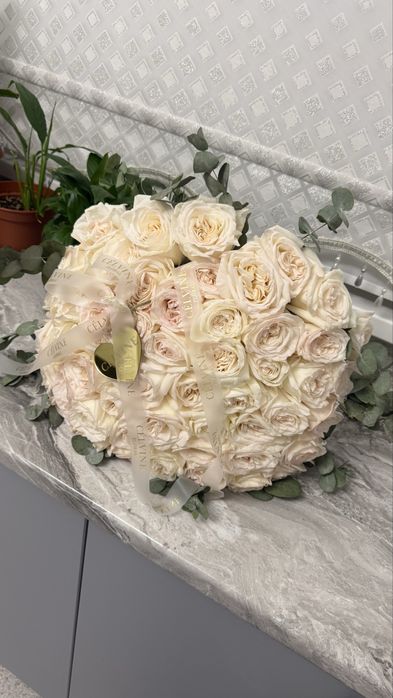 Цветы свежие от Celine floral