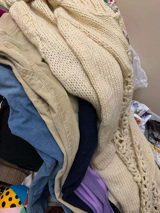 Вещи детские, взрослые разные