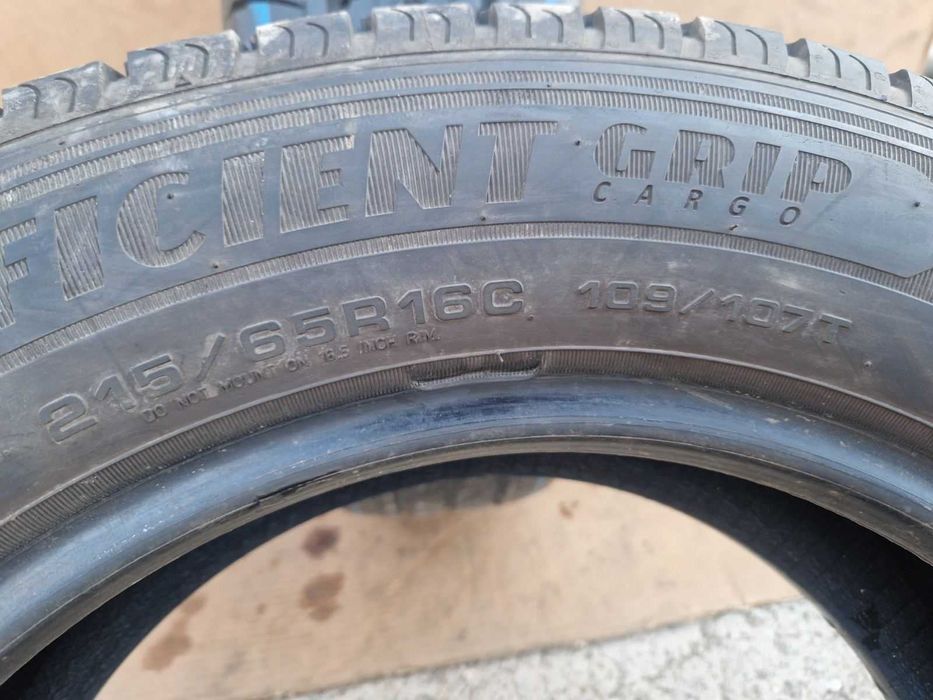 2 Goodyear R16C 215/65 Летни бусови гуми  DOT2419