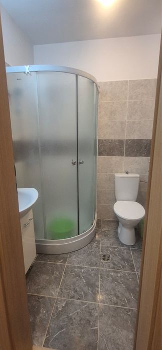 Inchiriez apartament 2 canere