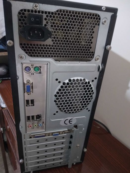 ASRock, Intel(R)Core(TM)2DuoCPM E7300 2,67 GHz