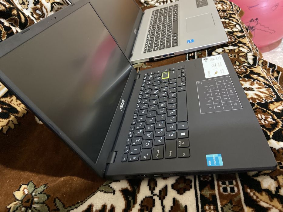 Acer 11gen SSD,Asus новый ноут