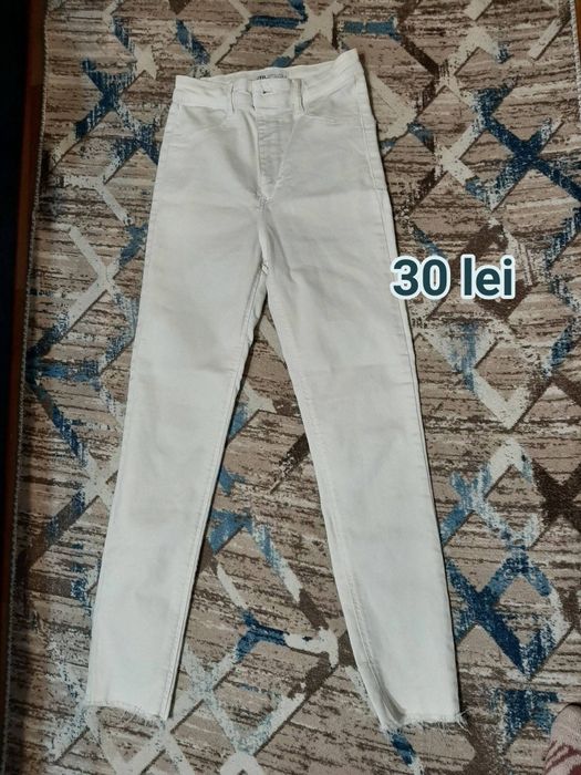 Pantaloni de copii mărimea S