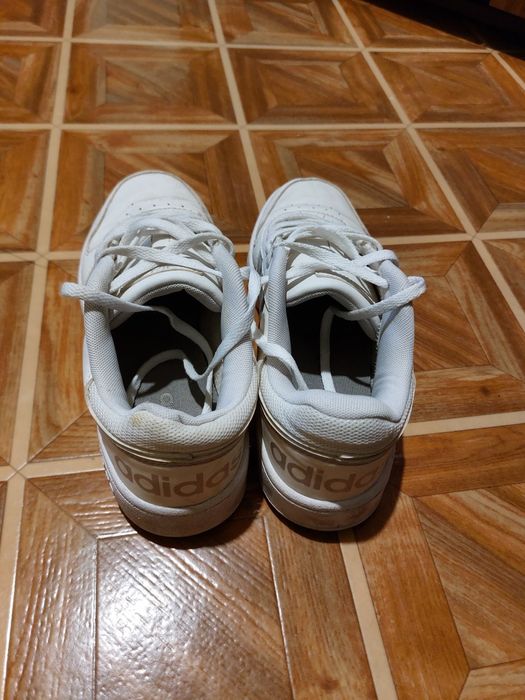 Кроссовки  Adidas женские