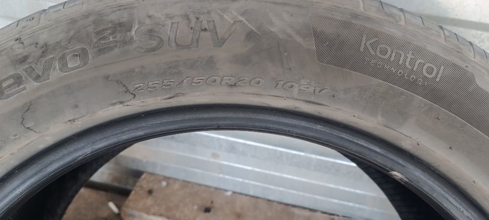 Продам 3 шины Hankook 255/50/R20