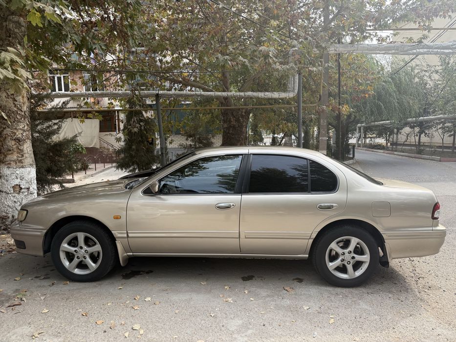 Nissan Maxima sotiladi