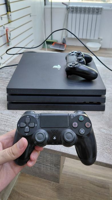 Sony Playstation 4 Pro 1Tb