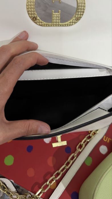 Женские сумки продаю