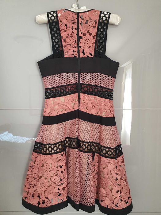 Rochie ocazie din dantelă, roz pudrat cu negru