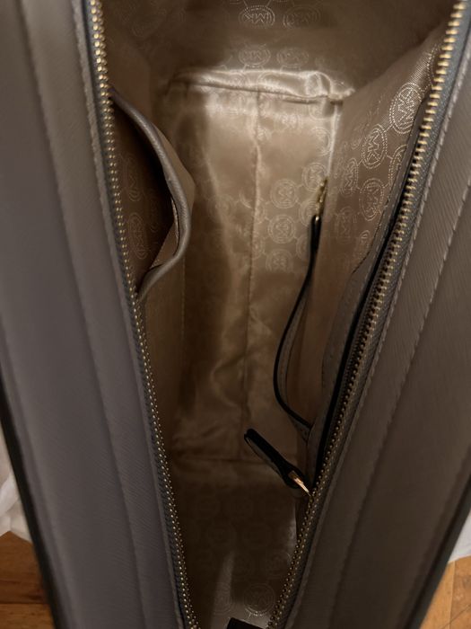 Geanta Michael Kors gri