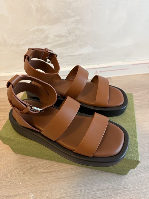 Hugo Boss Sandals 37