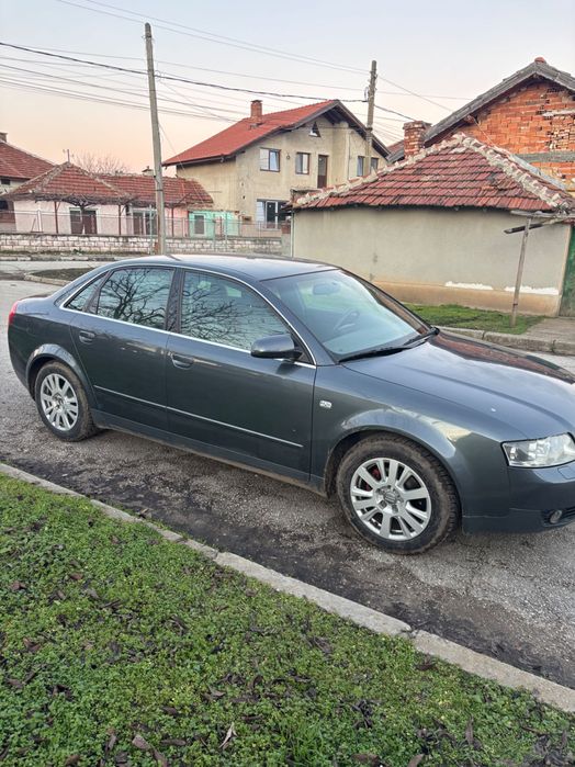 Продавам! Ауди а4 седан.
