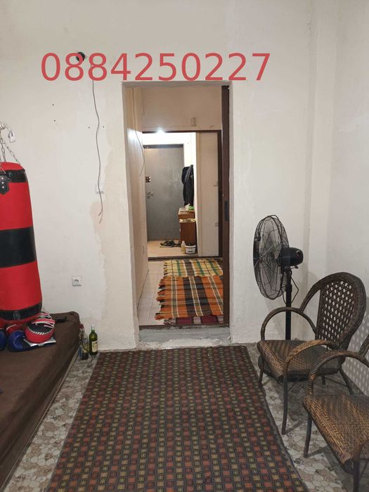 Продава се Тристаен апартамент в София, Център - 100 кв.м за 2200 €/кв.м - Снимка #2