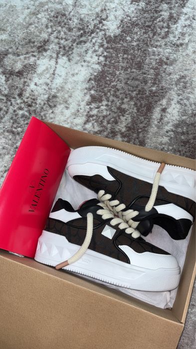Valentino Garavani One Stud XL