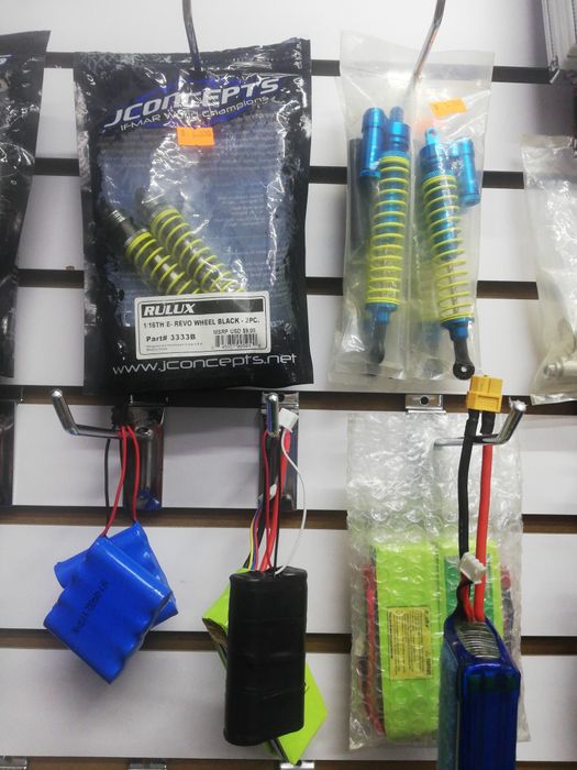 Запасные части для игрушек, радиоуправляемых моделей