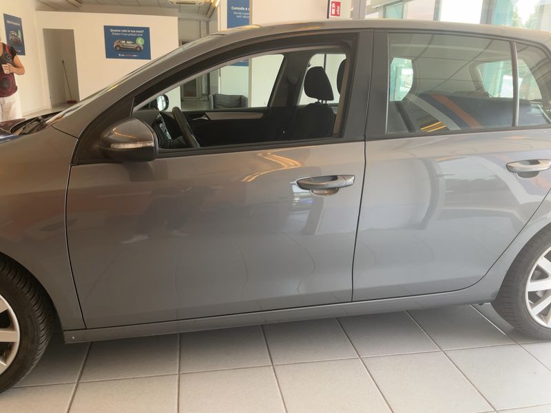 Volkswagen Golf VI 1.6 TDI Highline 2010
