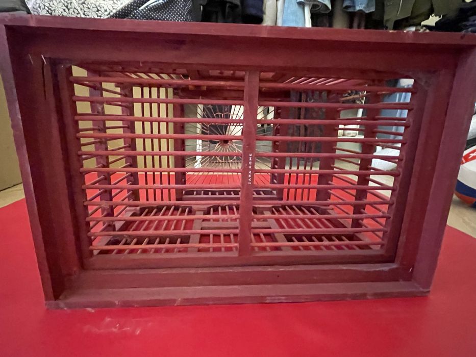 Клетка для птиц деревянная