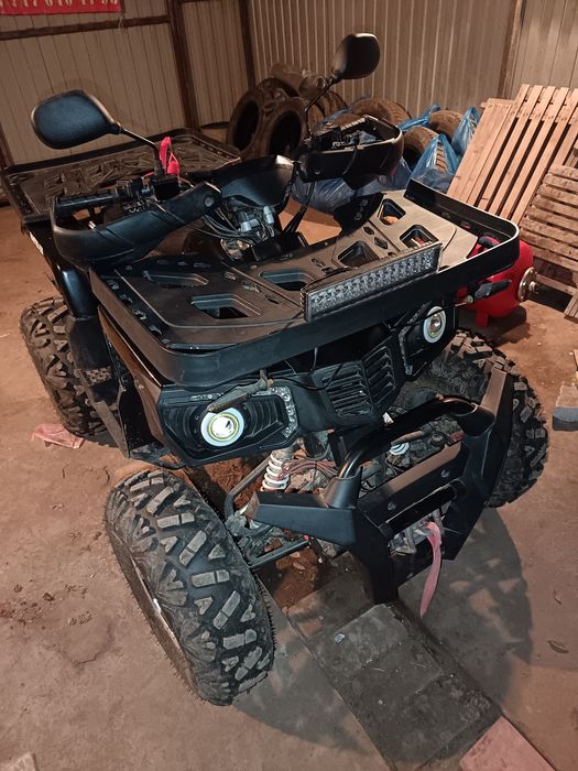 Квадроцикл продам