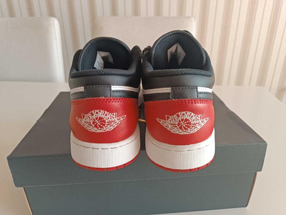 Маратонки Nike Air Jordan N40