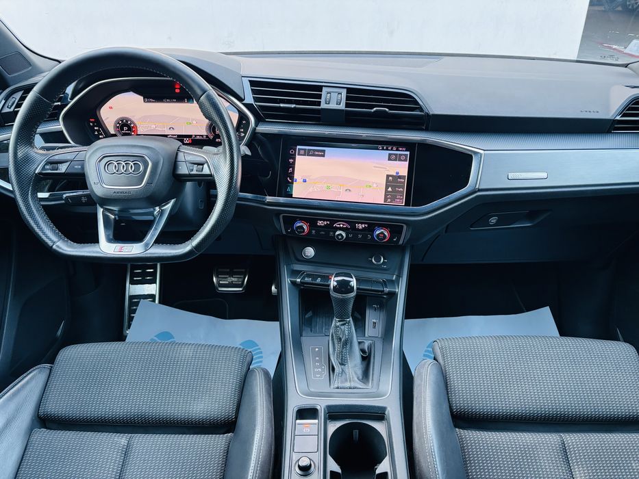 Audi Q3 SLine/NardoGray/Anvelope NOI/Cutie Automata/Virtual cockpit/Faruri stopuri Full LED/Semnalizari dinamice/Lane assist/Franare automata/Garantie