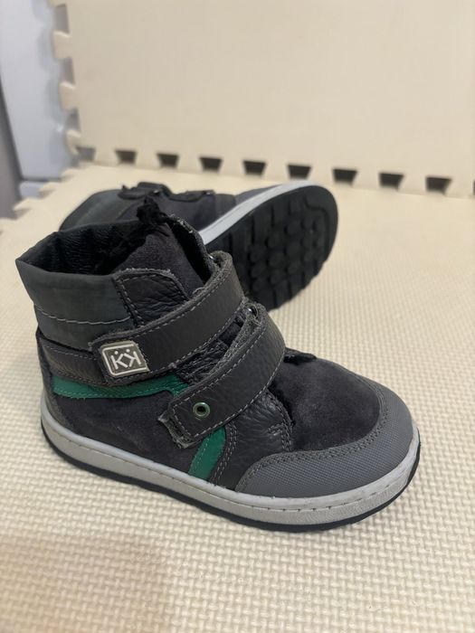 Нови детски боти,  и боти,ботуши като нови