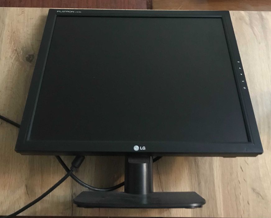 лаптопи и монитори