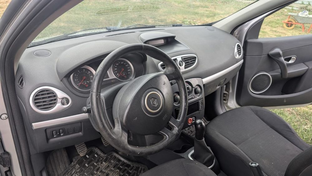 Vând Renault Clio 3