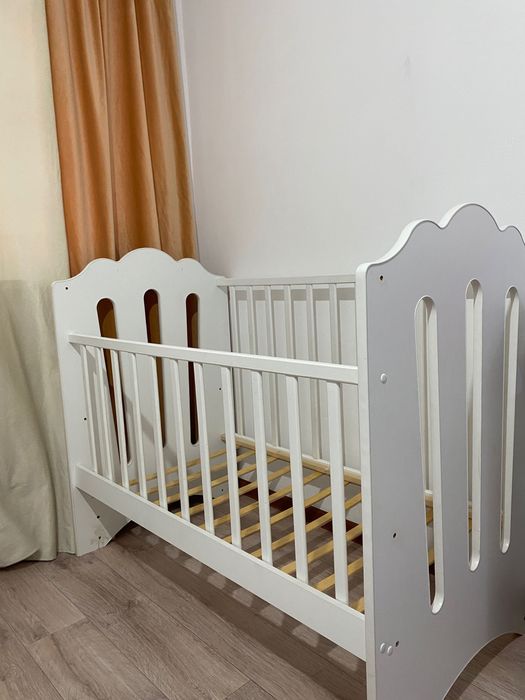 Продам кроватку детскую