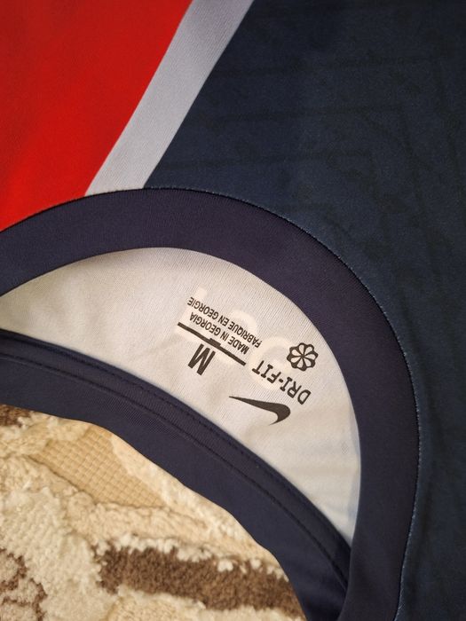 Tricou Nike Qatar Airways