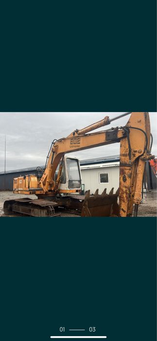 Vand Excavator pe senile Liebherr 902
