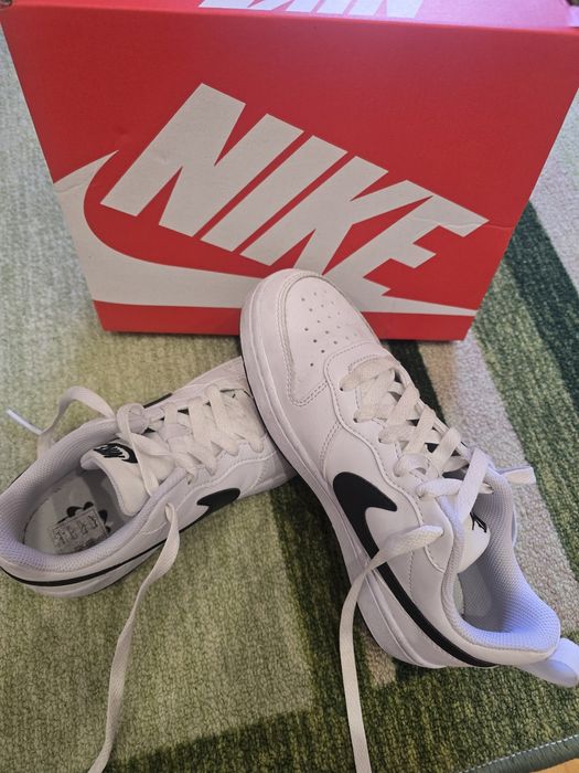 Nike маратонки 35,5