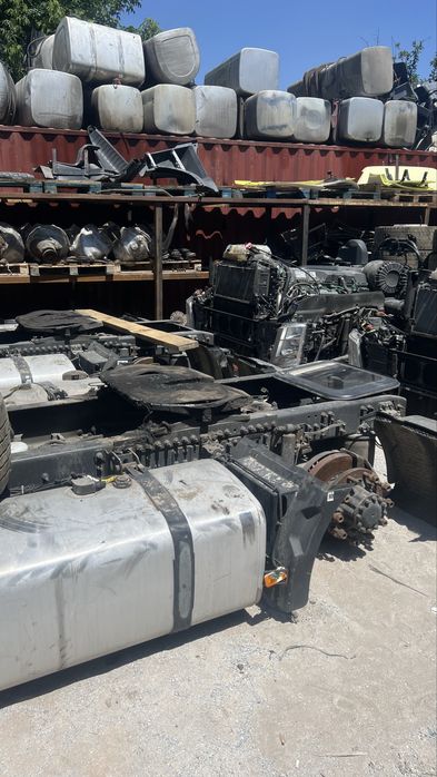 Матор бак каробка грузовой