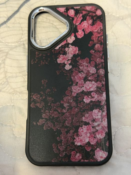Калъфи за Iphone 16