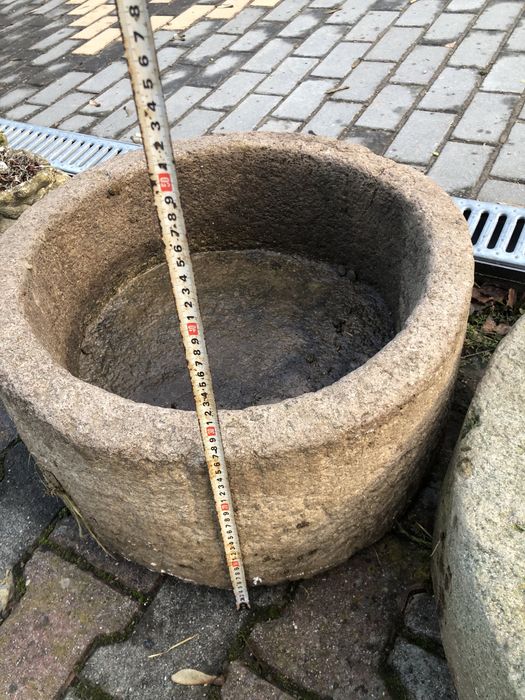 Valâu rotund din piatră