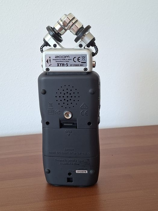 Zoom h5 Recorder si  Zoom SSH-6