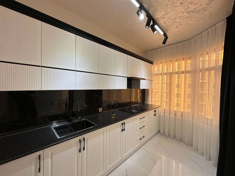 Продаётся 3х комнатная квартира на 7 этаже в 8ми этажном доме.