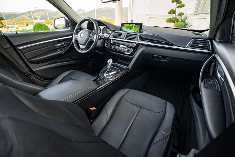 Bmw Seria 3  *Rate* 320 Diesel 2018 *Garantie 12 Luni