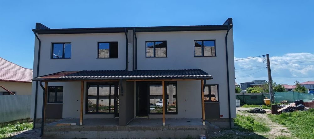 Apartament/Casa tip Duplex  4 camere,Focsa