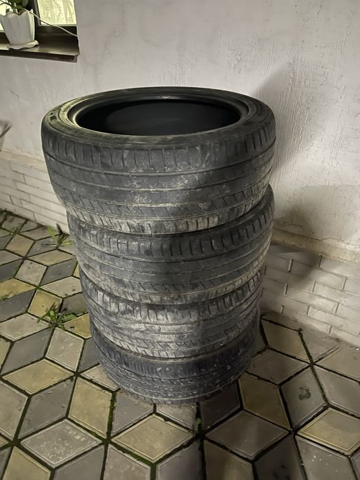 Шина на машину б/у