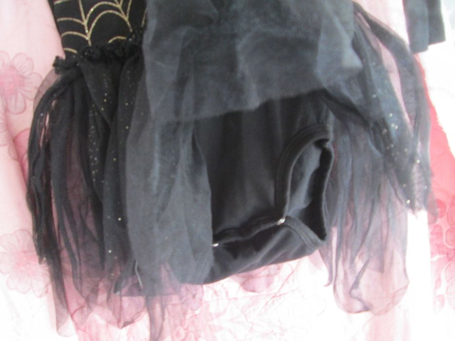 rochita Spider  H&M  super 86