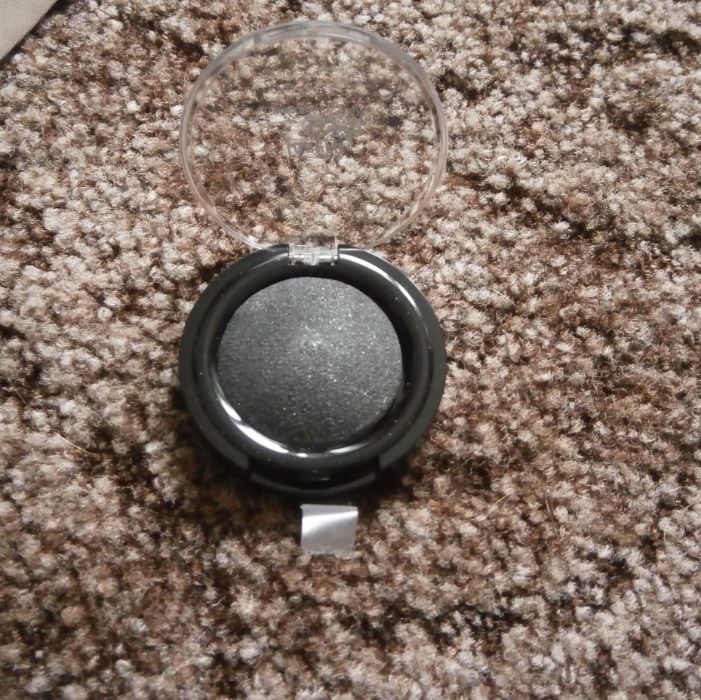 сенки с бляскави частици Лавера