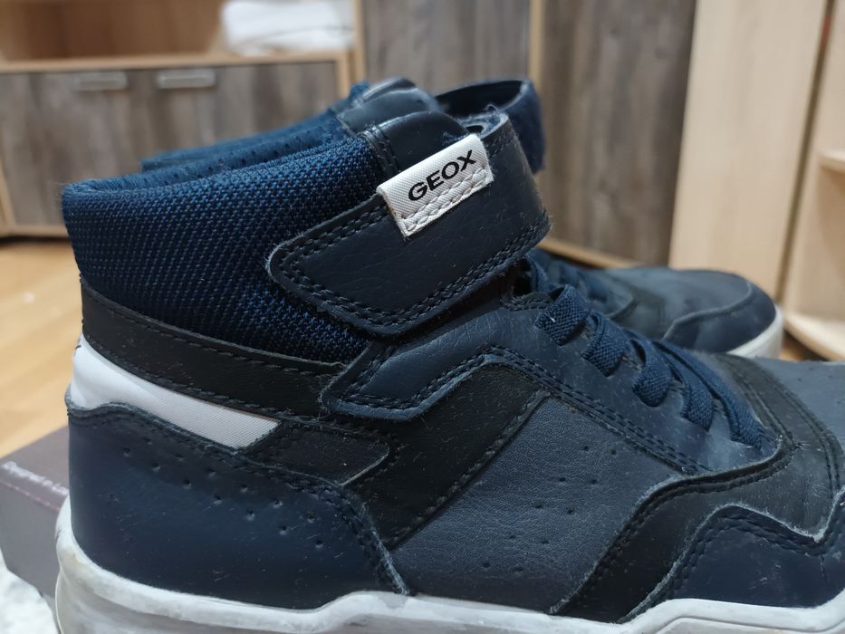 Полуботинки GEOX 38 размер