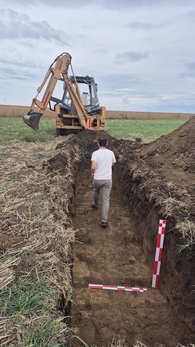 Buldoexcavator de inchiriat