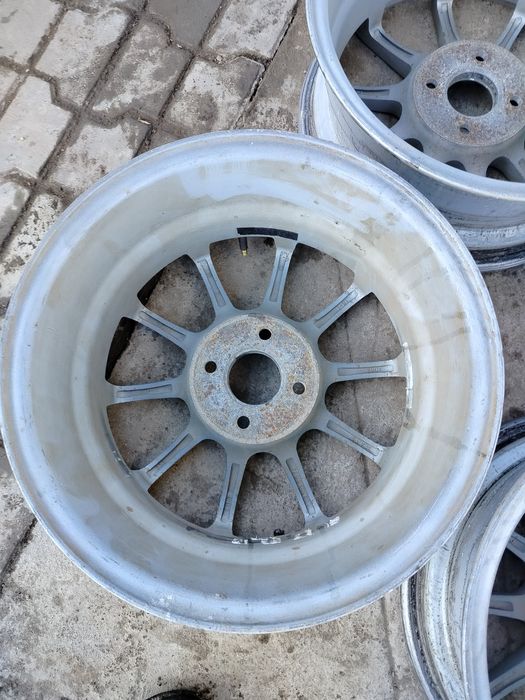 Продам легкосплавные диски р15